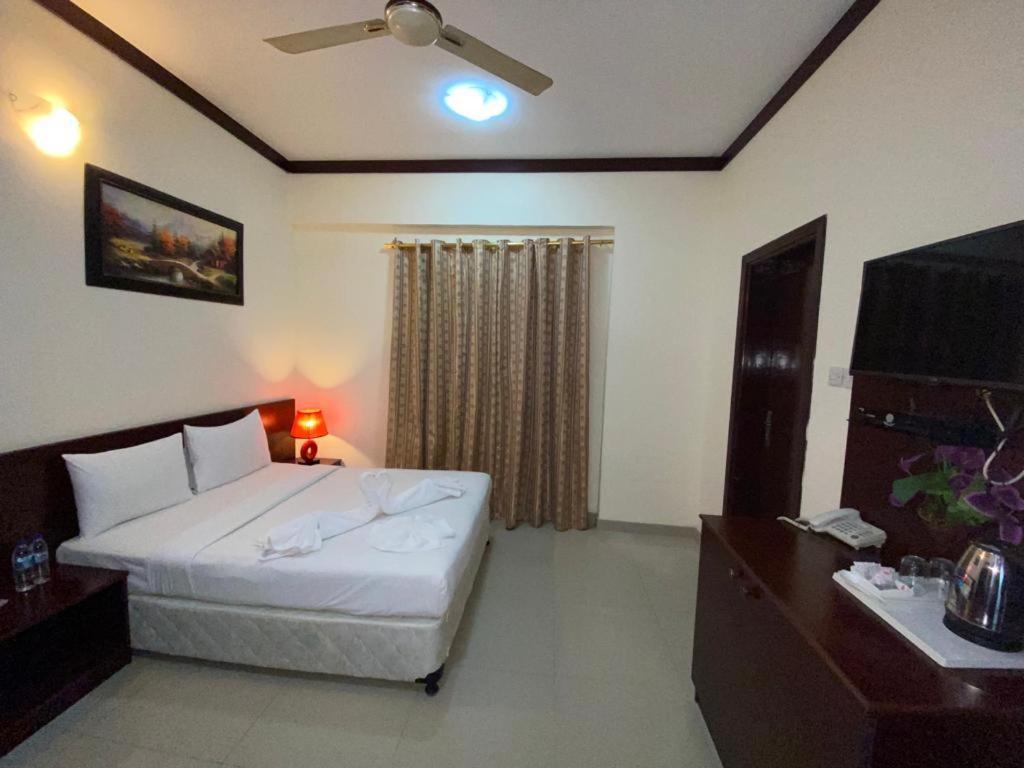Savoy Grand Aparthotel Maskat